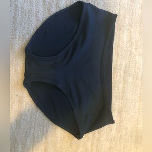 Oiselle Running Buns